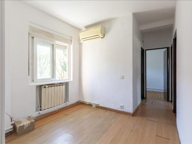 Piso en venta en Moratalaz, Madrid