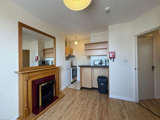 Apartment to rent in Bluebell, North Tipperary