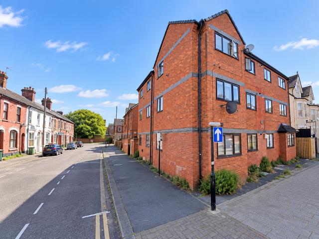 Studio for rent in Cauldwell, Bedford