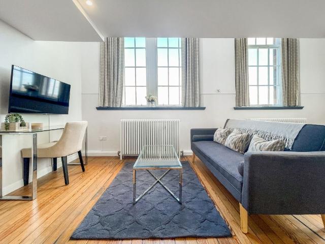 Apartment for rent in Powderhall, Broughton