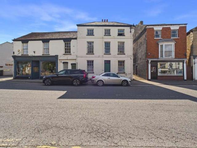 Flat for sale in Belleau, Lincolnshire