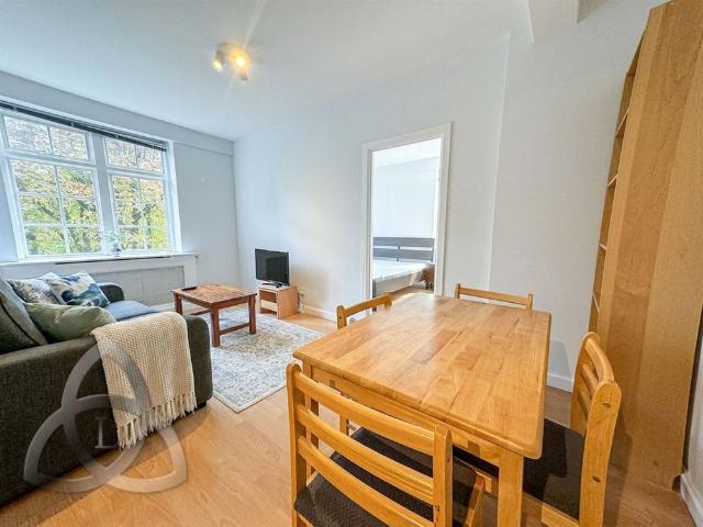 Apartment for rent in St. John's Wood, Greater London