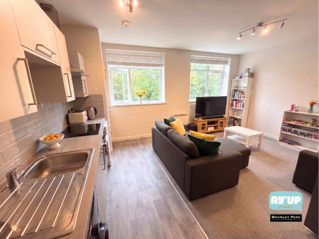 Studio for rent in South Yorkshire