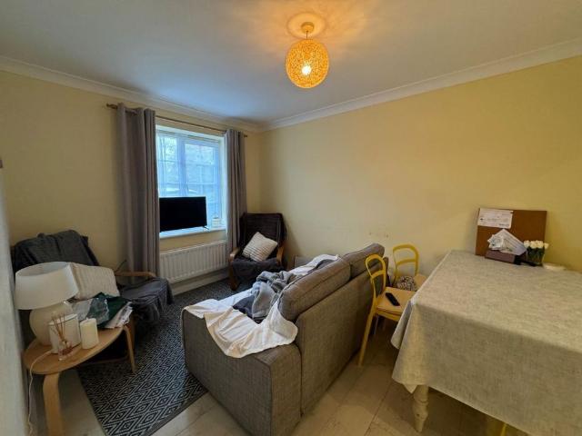 Room for rent in Elmfield, Leicestershire