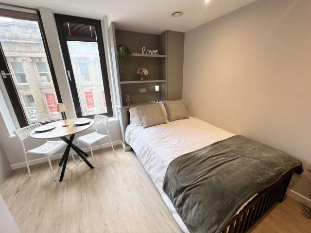 Studio for rent in City Centre, South Yorkshire
