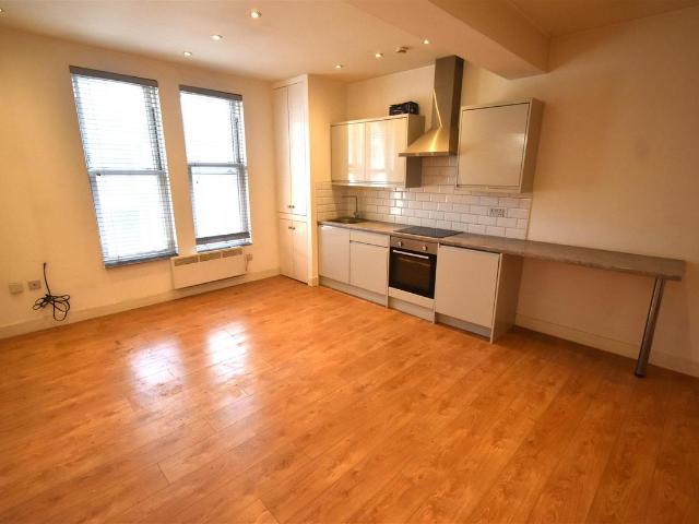Studio for rent in Crayford, Greater London