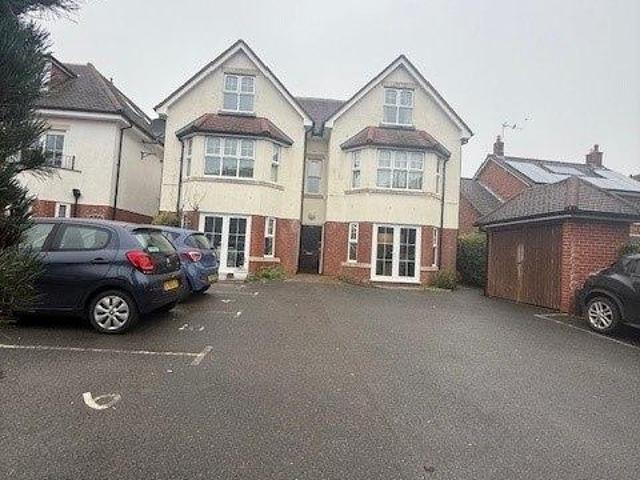 Apartment for rent in Talbot Village, Bournemouth