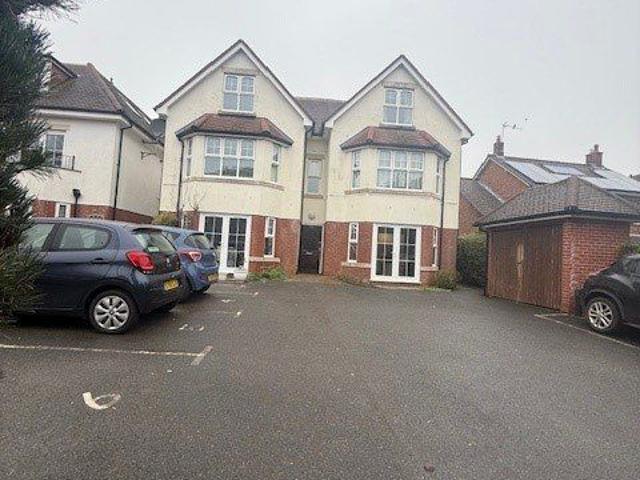 Studio for rent in Talbot Village, Bournemouth