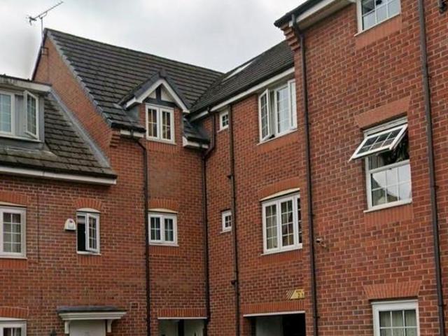 Apartment for rent in Westleigh, Wigan