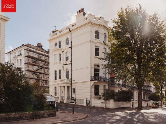 Flat for sale in Brunswick, Brighton