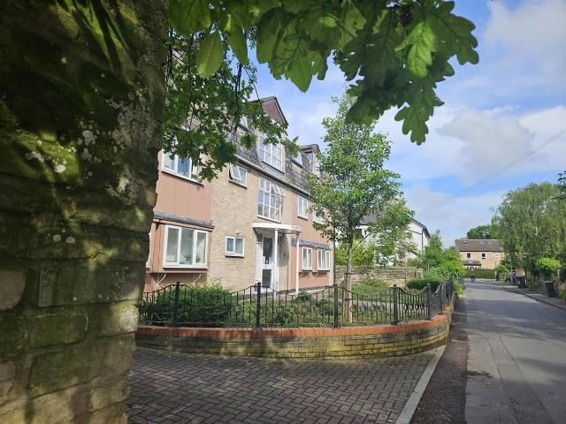 Apartment for rent in Chesterton, Arbury