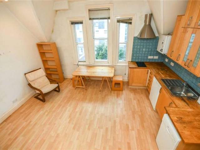 Flat for sale in West Cliff, Bournemouth