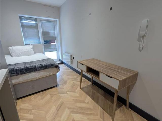 Studio for rent in Upper Parkstone, Poole