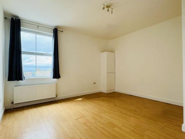 Apartment for rent in London Borough of Lambeth, Greater London