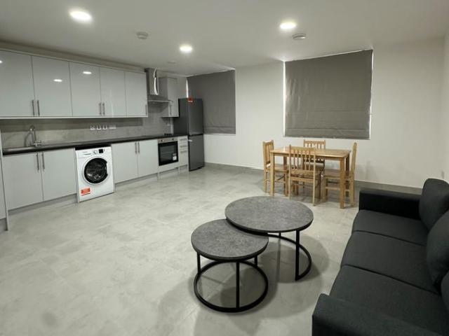 Apartment for rent in London Borough of Ealing, Hanwell