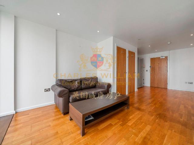 Studio for rent in Isle Of Dogs, Greater London