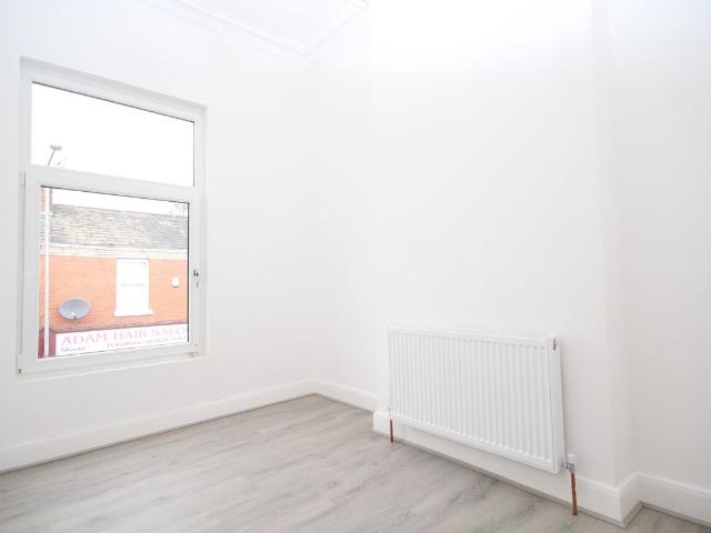 Apartment for rent in Deepdale, Higher Bartle