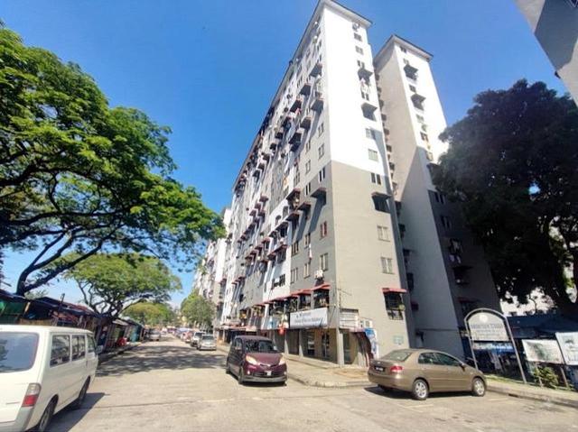 Apartment for sale in Petaling, Damansara Damai