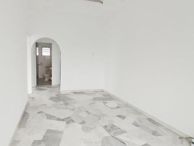Flat for sale in Petaling, Alam Impian