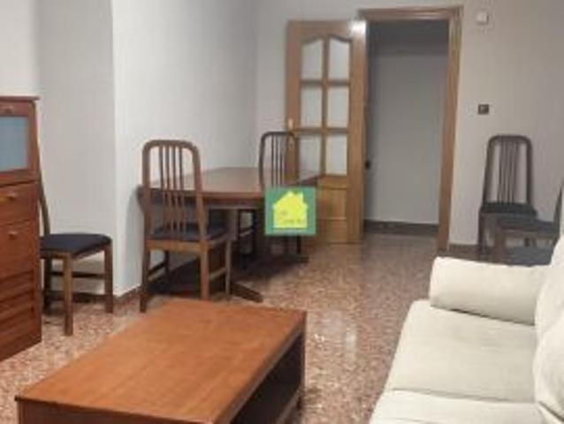 Apartamento en alquiler en Distrito 4, Albacete