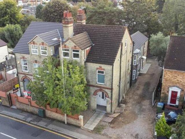 House for sale in Bushey