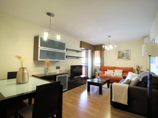 Apartamento en alquiler en Casco Antiguo - Santa Cruz - Ayuntamiento, l'Alacantí