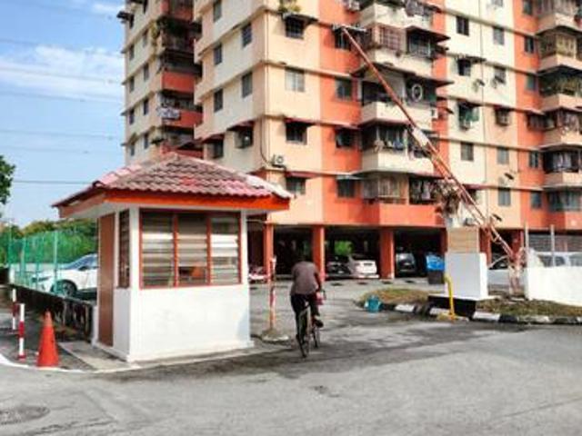 Flat for sale in Country Heights Damansara, Kuala Lumpur