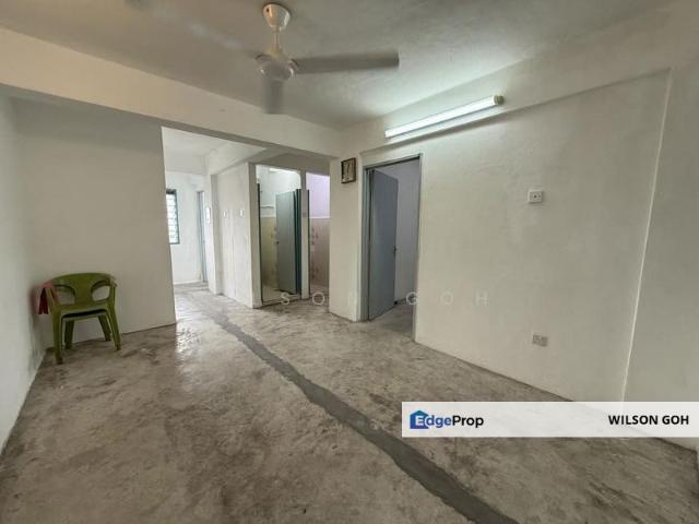 Flat for sale in Barat Daya, George Town