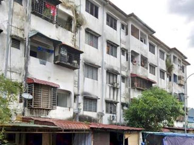 Flat for sale in Kajang, Langat