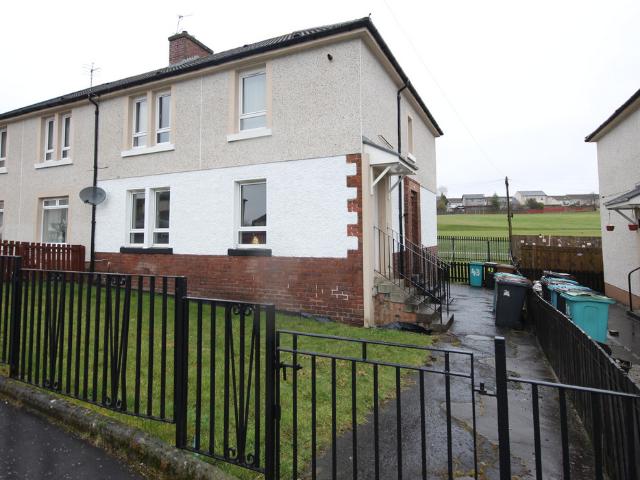 Flat for rent in Airdrie, Rawyards