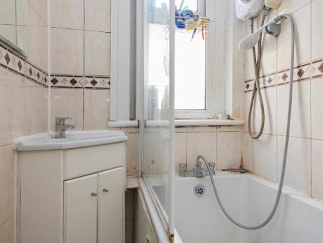 Flat for rent in London, West Ealing