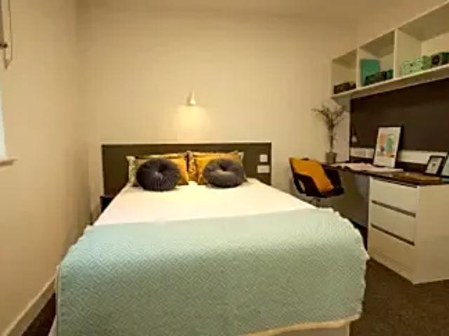 Flat for rent in Canterbury, Barracks