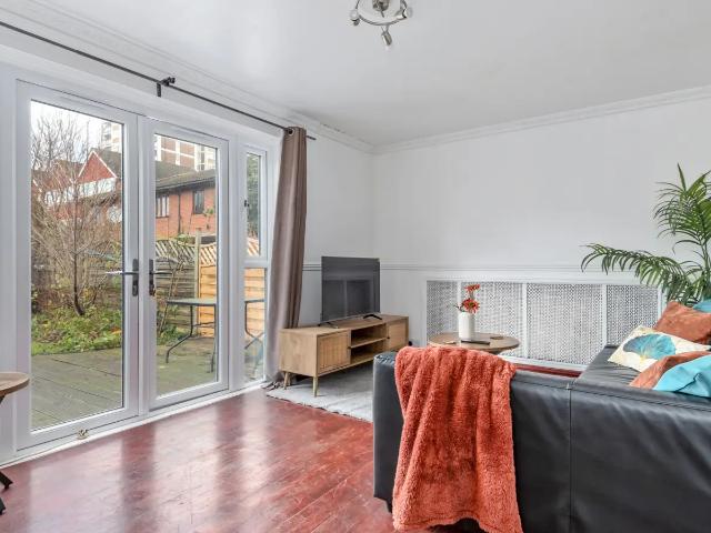 Flat for rent in Dalston, Dalston