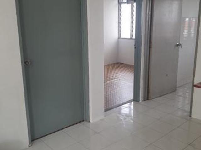 Flat for sale in Wellesley, Penang