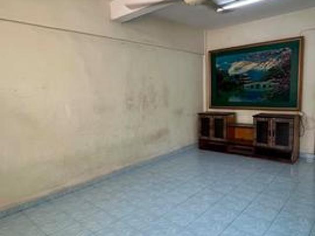 Flat for sale in Wellesley, Penang