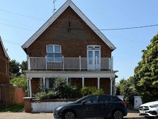 House for sale in Hunstanton, Brookville