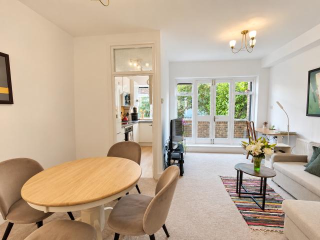 Apartment for rent in Primrose Hill, Greater London