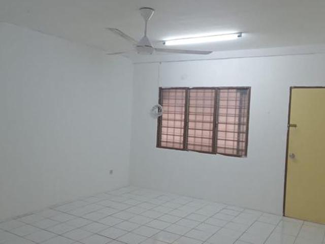 Apartment for sale in Kajang, Langat