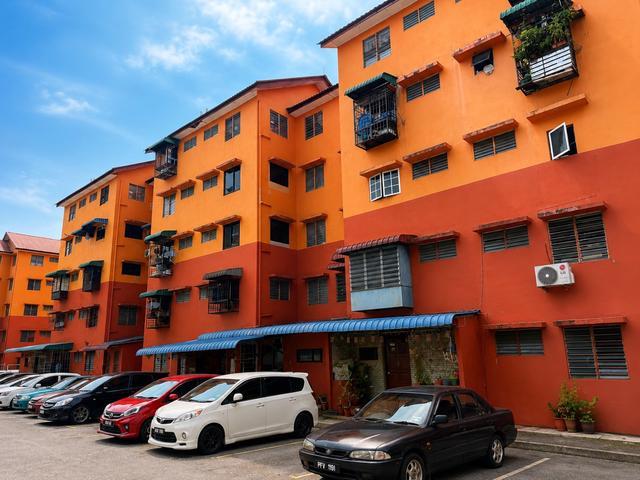 Flat for sale in Georgetown, Penang