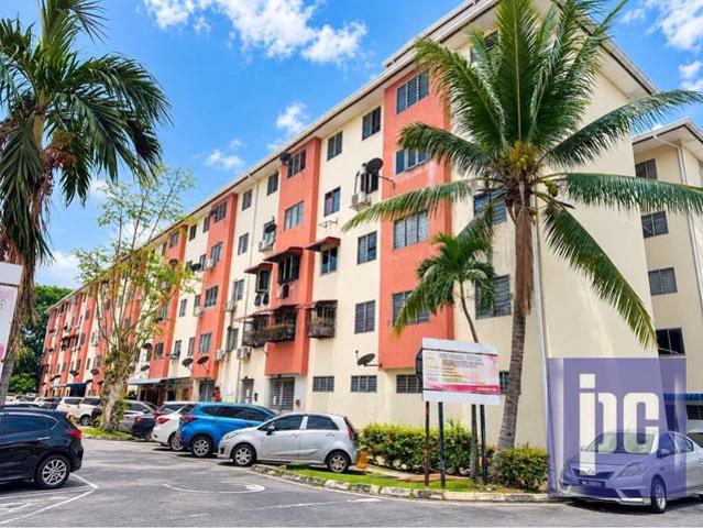 Apartment for sale in Port Klang, Selangor