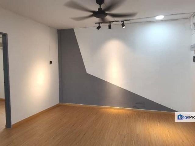 Flat for sale in Pulai, Bukit Ledang