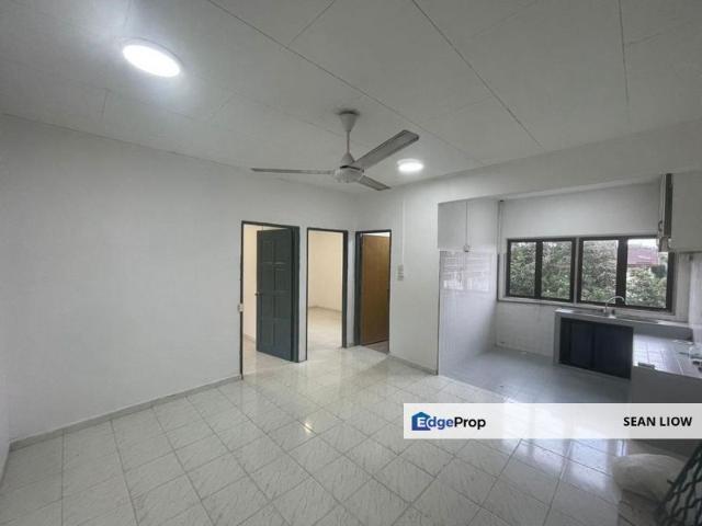 Flat for sale in Pulai, Bukit Ledang