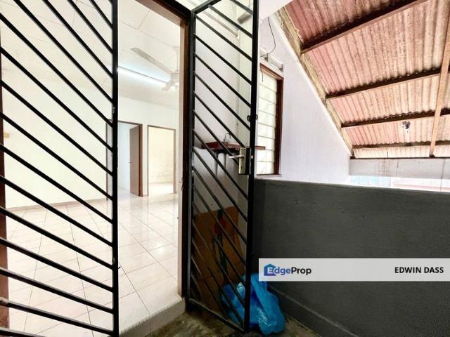Flat for sale in Pulai, Bukit Ledang