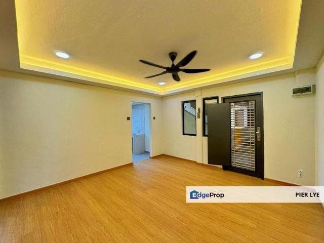 Flat for rent in Pulai, Bukit Ledang