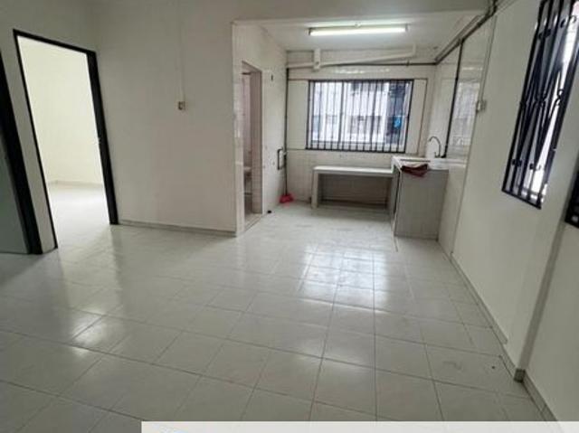 Flat for sale in Pulai, Bukit Ledang