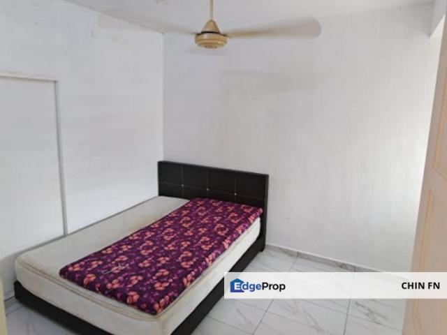 Flat for rent in Malaka