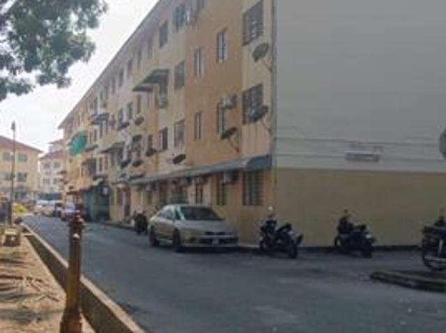 Flat for sale in Wellesley, Penang