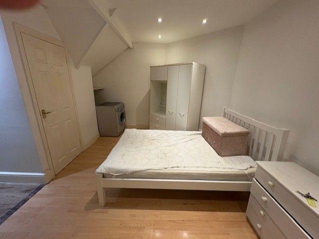 Studio for rent in Biscot, Luton