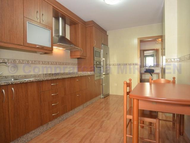 Apartamento en alquiler en Boiro, A Barbanza