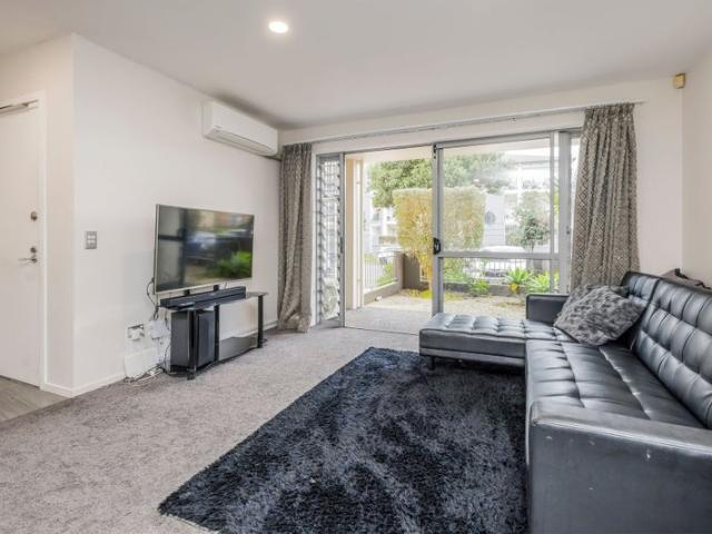Apartment for rent in Donegal Park, Howick